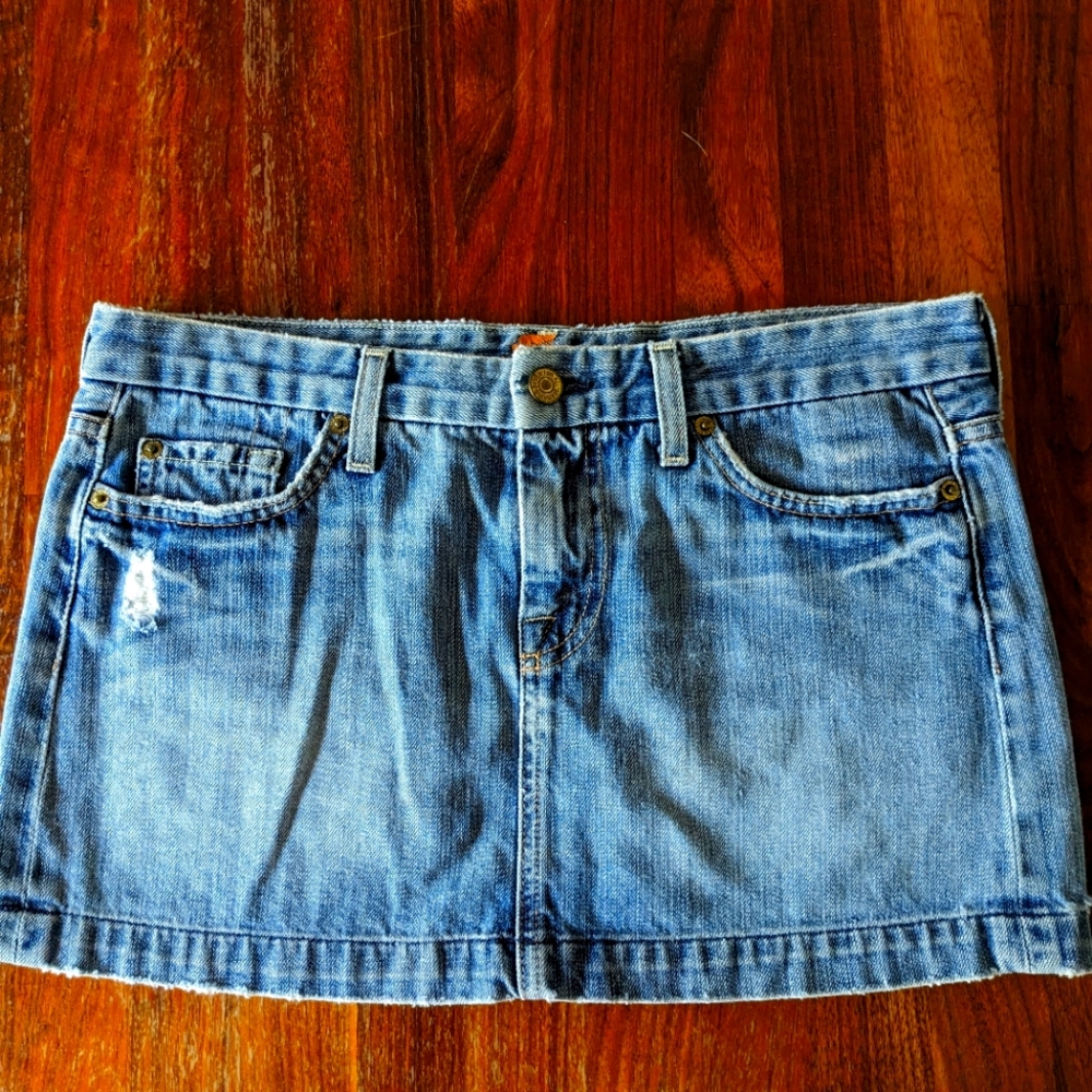 7 For all man kind denim skirt size 28
